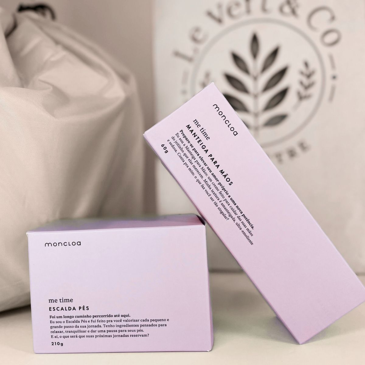 Kit Escalda Pés, Manteiga para Mãos e Bolsa para escalda-pés