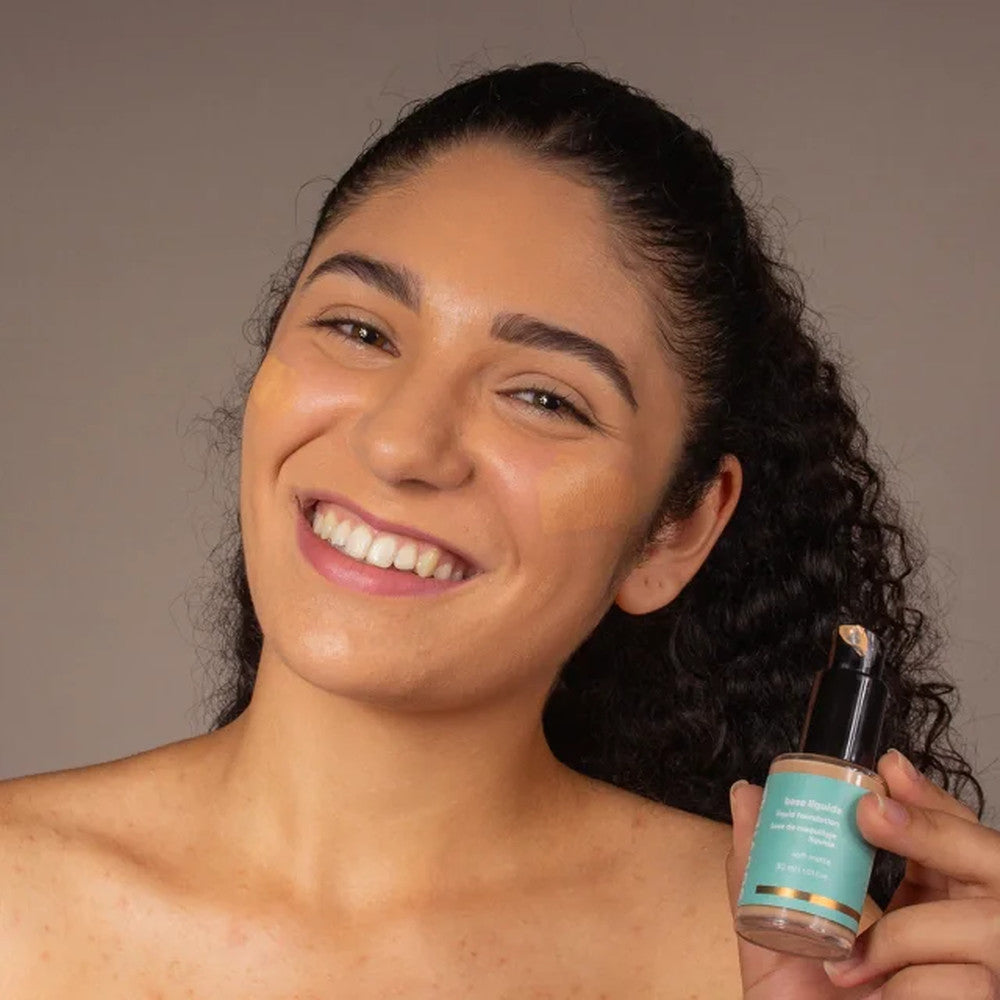 Base Líquida Orgânica Souvie Cor 40 Castanha 30ml