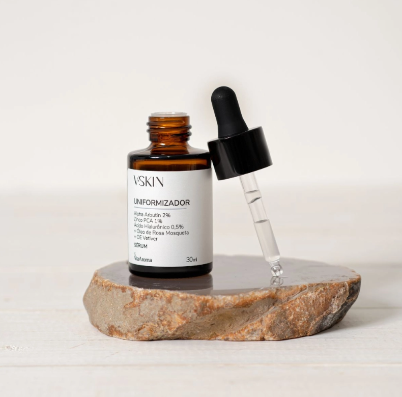 Sérum Uniformizador com Alpha Arbutin, Ácido Hialurônico, Zinco PCA e Vetiver 30ml – Via Aroma V.Skin