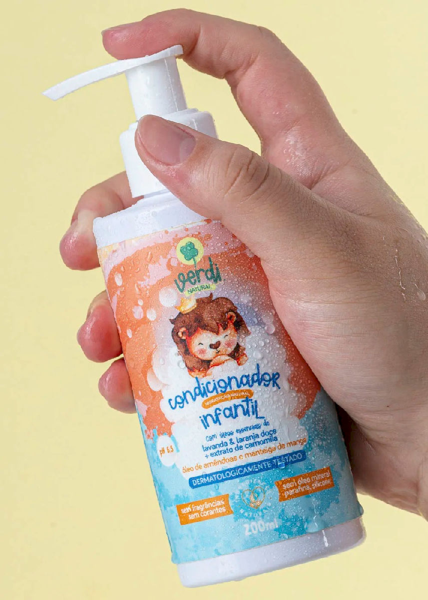 Condicionador Infantil Natural com Óleos Essenciais Lavanda e Laranja Doce e Extrato de Camomila