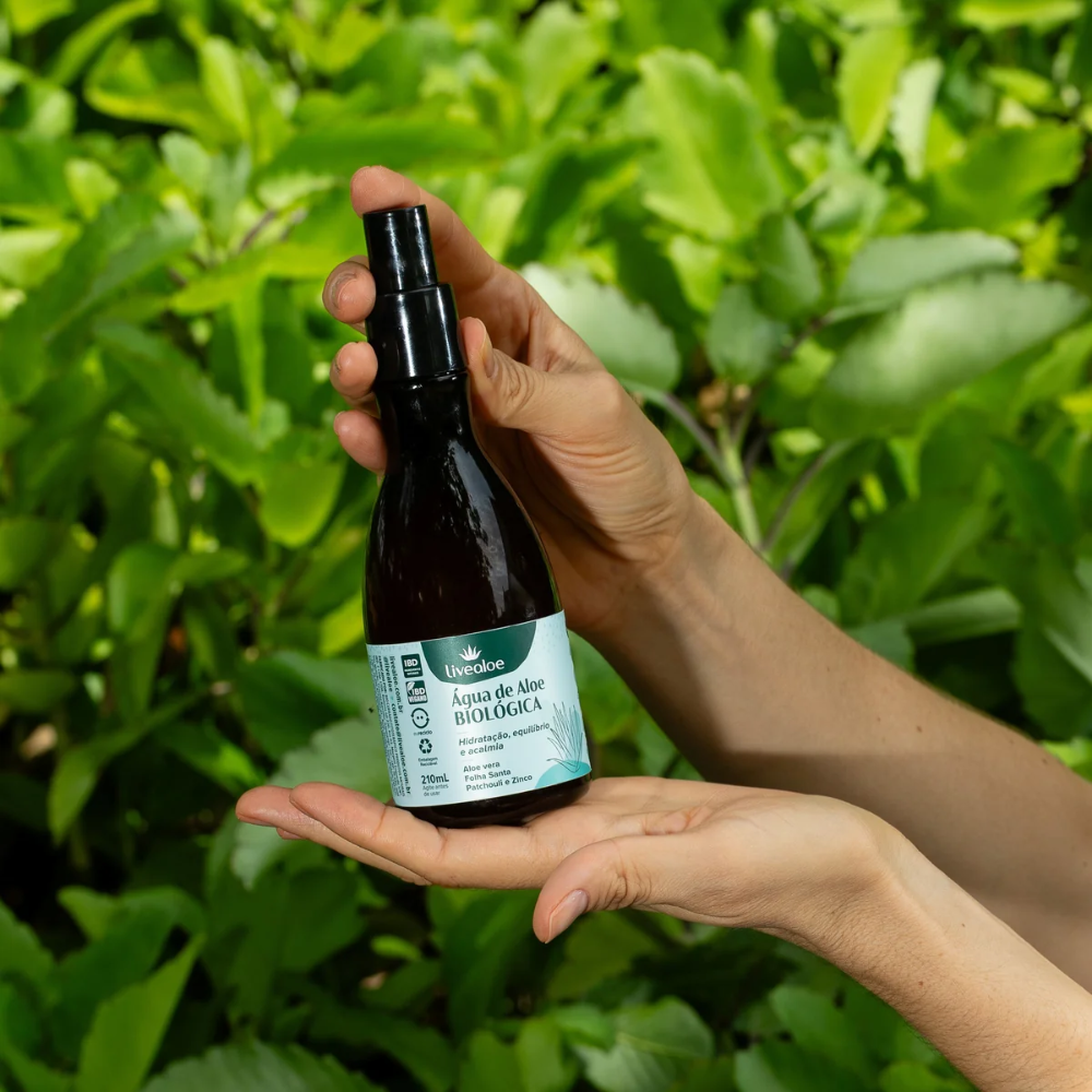 Água de Aloe Biológica 210 ML - Tônico Facial Natural Livealoe