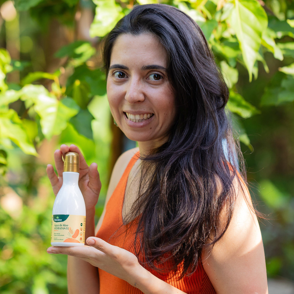 Agua de Aloe Hidratante Bifasica Livealoe 210ml - Hidratante Corporal Natural